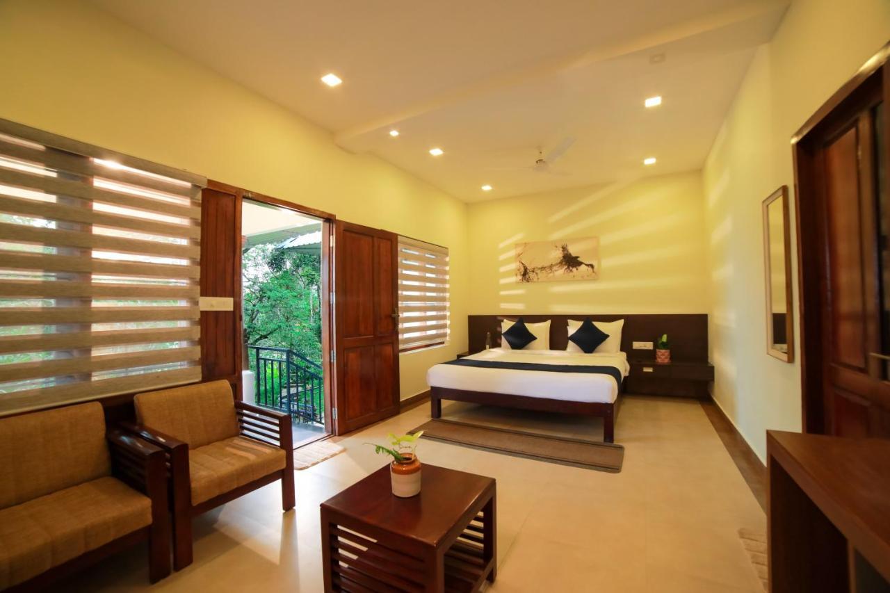 Golden Fern Resort Kanthalloor エクステリア 写真